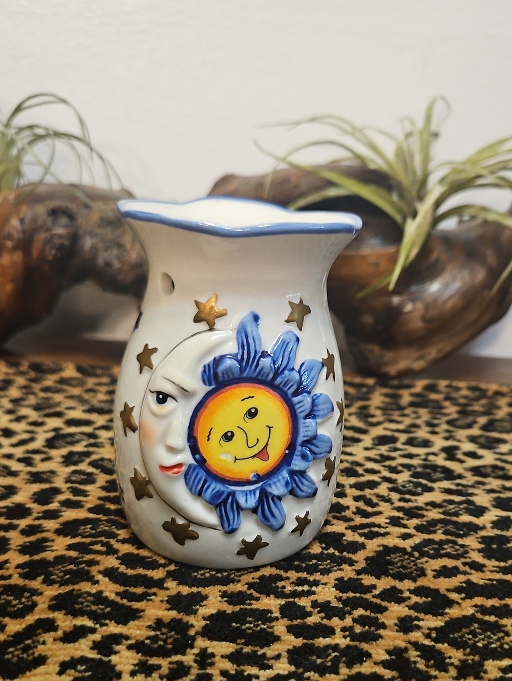 Vintage 90's Boho Celestial Sun & Moon Ceramic Oil/Wax Warmer